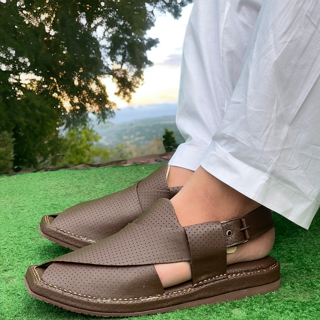 Medicated Kaptan Chappal Dotted Brown