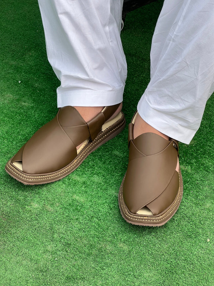 Kaptan Medicated Chappal Chocolate
