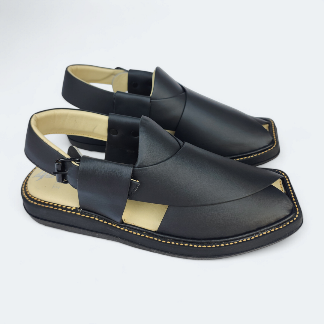 Kaptan Medicated Chappal Black